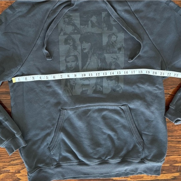 Taylor Swift Eras Tour Through LA Hoodie - Size M - Charcoal - Picture 4 of 8